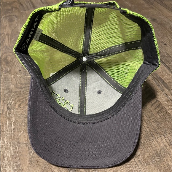 Ariat Jim Cap, snap back, canvas,mesh 6 vent panel, Embroidered logo - Picture 8 of 10